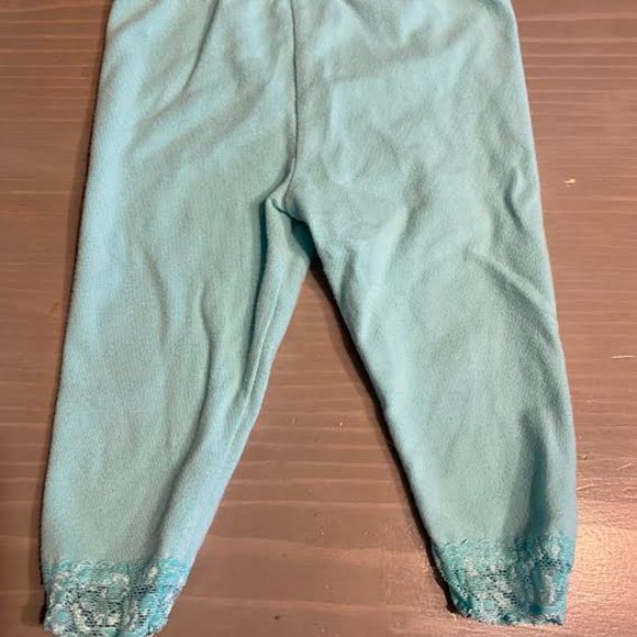 4 pairs of pants bundle - Picture 8 of 9